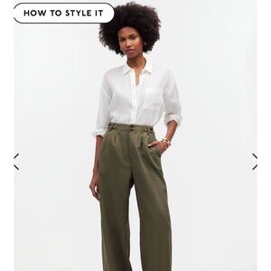 Madewell Harlow pant. Size 12. Color-dark forest